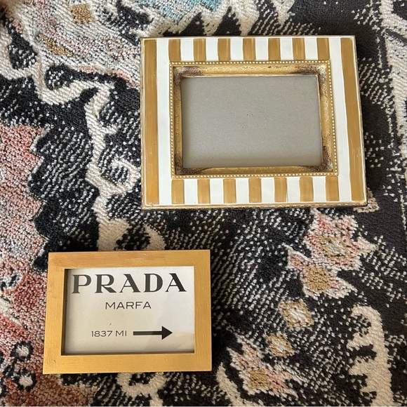 Frame Bundle - Picture 3 of 5